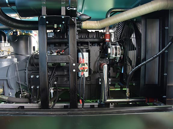 Single-stage compression portable diesel screw air compressor